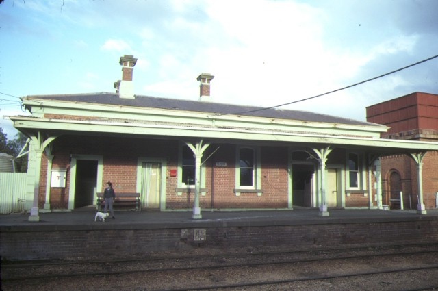 1 elmore railway station &amp;water tower trackside view jul1984