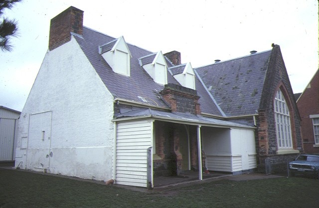 primary school no 33 ballarat side view aug1984