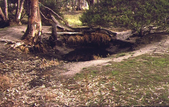 1 blind creek ochre mine &amp; processing site kooyoora state park view jun1998