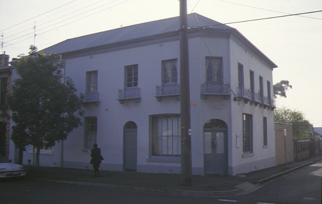 1 former queen anne hotel dorcas street south melbourne front view aug1998