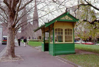 1 tram shelter cnr macarthur st &amp; st andrews pl east melbourne