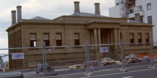 1 customs house geelong ac may00