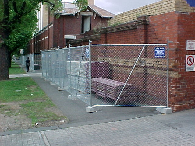 H01920 Cattle Market Wall 1