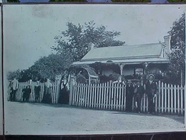 h02038 black springs bakery beechworth house