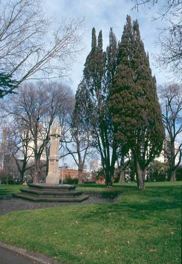 h02041 flagstaff gardens pioneers memorial 0803 mz