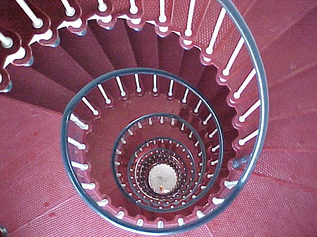 h01983 pt hicks spiral stair2 sep03 pm1