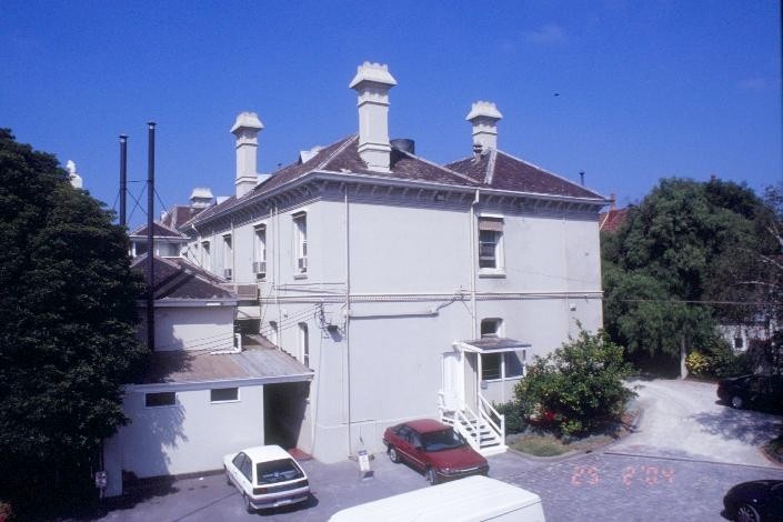 h01619 airlie domain road south yarra rear main bldg she project 2004