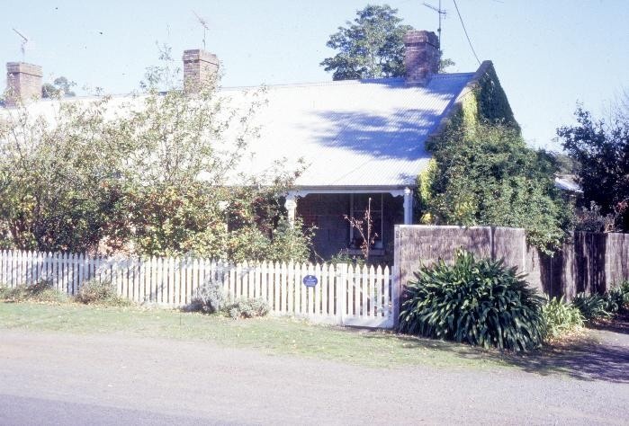 barwon paper mill complex lower paper mills road fyansford no 42 workers cottage front view she project 2003