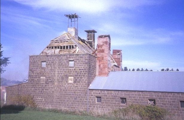 former brinds distillery old melbourne road dunnstown main building roof she project 2003
