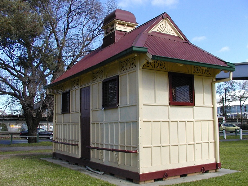 former grand rank cabman's shelter near footbridge yarra park jolimont side she project 2004