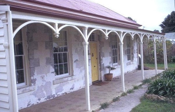 h00850 former st andrews presbyterian church and manse william st port fairy manse front verandah she project 2003