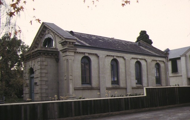h01103 former synagogue yarra street geelong side view