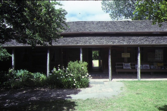 h00291 mccrae homestead charles street mccrae front view