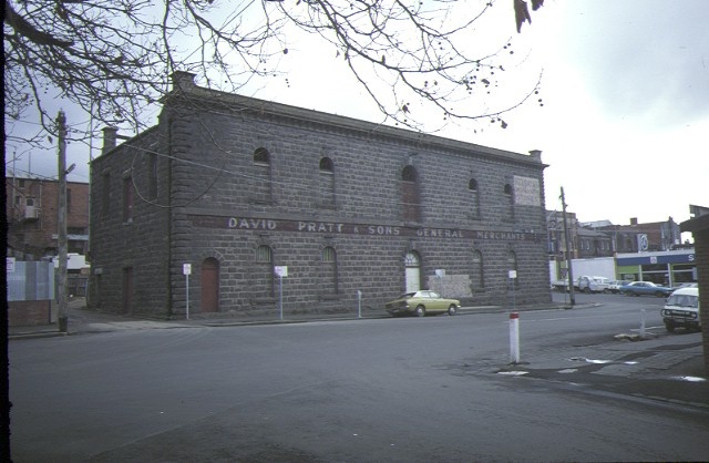 h00955 pratts warehouse camp street ballarat front view aug1985