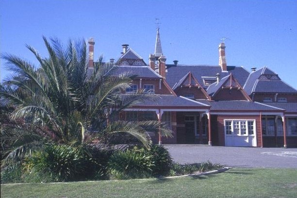 h01622 primary school no 4 barnett st avoca west view