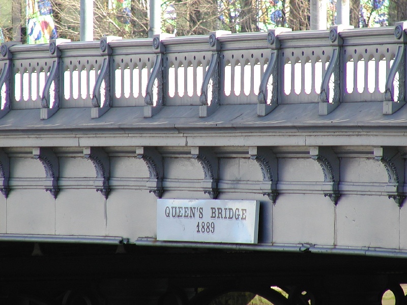 h01448 queens bridge queensbridge street over yarra river melbourne detail