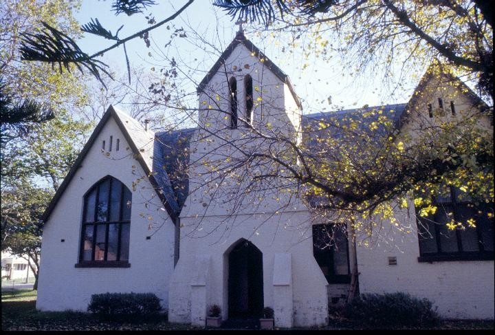 h01125 st george the martyr church and hall hobson st queenscliffe facade school hall she project 2003