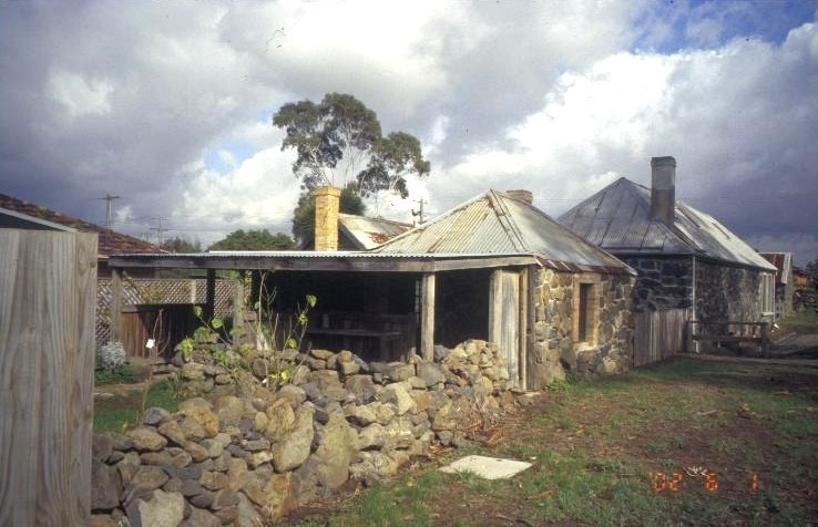 h00979 ziebells farm gardenia st thomastown drying shed she project 2003