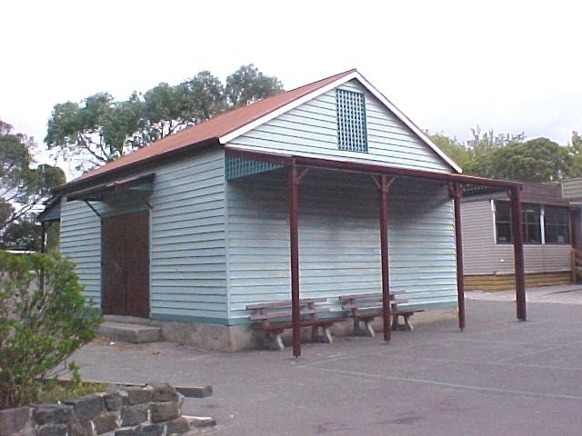 h01714 primary school no 33 dana street ballarat shelter shed