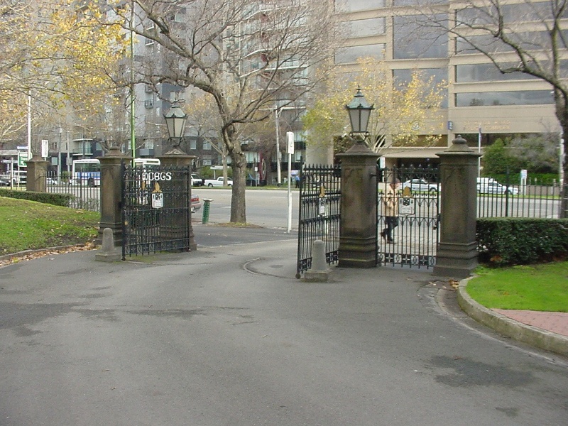 h00019 melbourne grammar school st kilda road melbourne barrett gates she project 2004