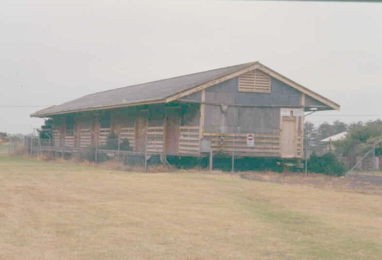 h02072 port fairy goods shed