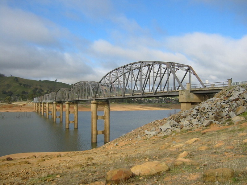 h00989 bethanga bridge bellbridge north nsw side jun20044 mz