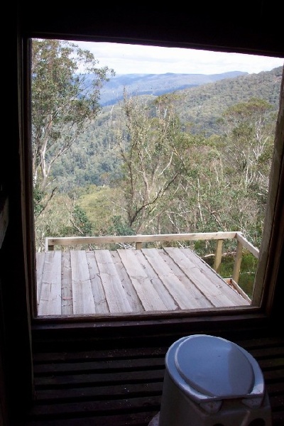 h00046 gantner hut loo with a view feb2005 as 012