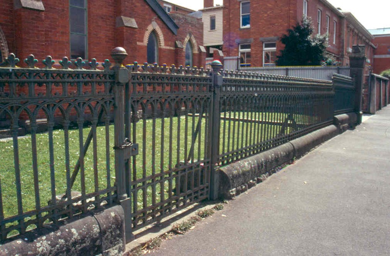 St Andrews Kirk Ballarat Fence 04 Oct 03