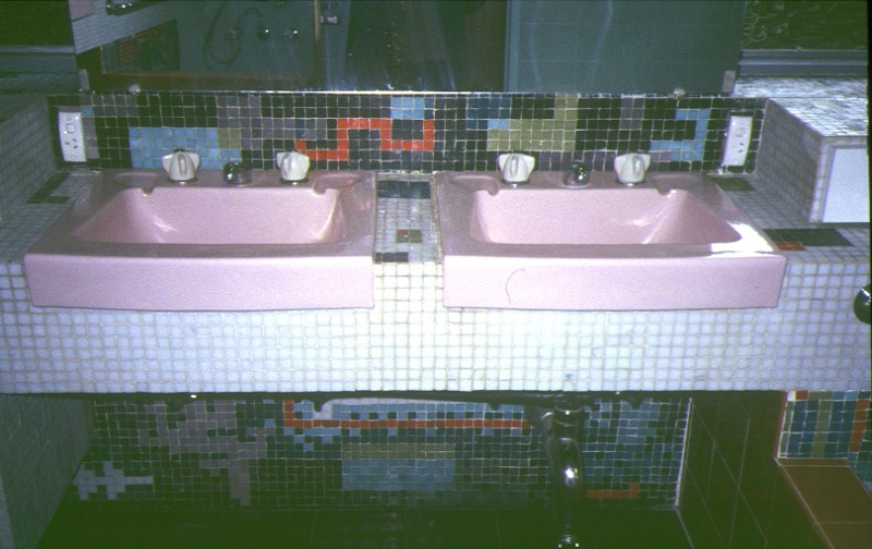 Delbridge House Eaglemont Bathroom 1995