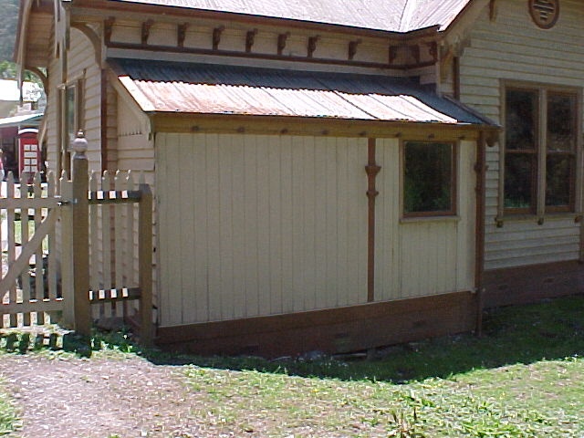 Walhalla Post Office Exterior March 2003