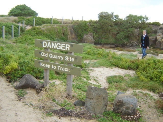 H1659 griffith island port fairy quarry3