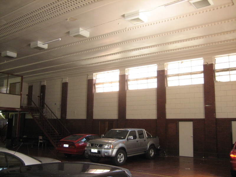 11488 Royal Melbourne Regiment Drill Hall Hall Interior 11 Sept 2006 mz