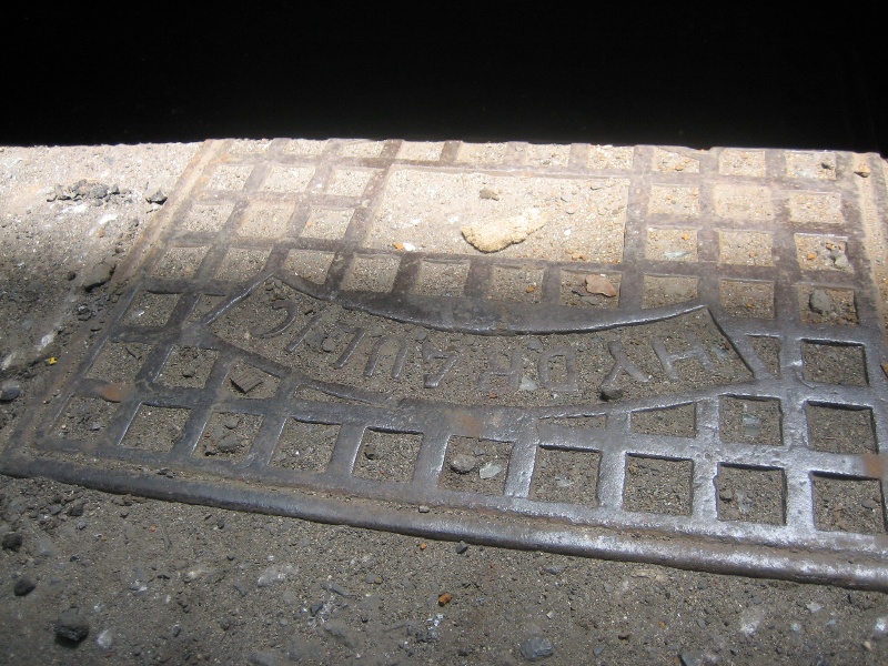 H2117 Overhead Water Tank Spencer St Power Station Hydraulic Valve Cover Plate 6 Dec 2006 mz