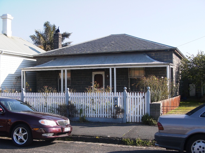 House at 11 James Street WILLIAMSTOWN, Hobsons Bay Heritage Study 2006