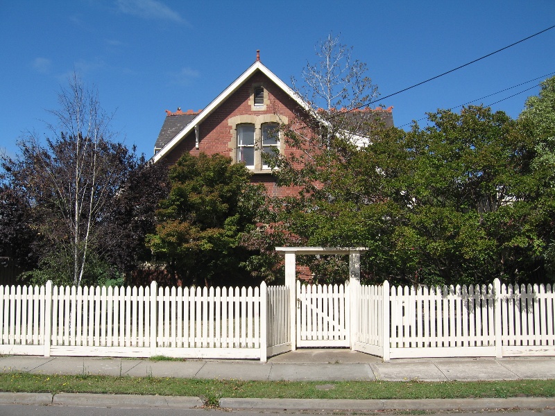 House at 88 Railway Crescent WILLIAMSTOWN, Hobsons Bay Heritage Study 2006