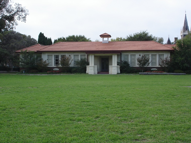 1928 school front facade