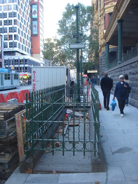 Underground public toilet_Flinders Street_April 2007_view from west