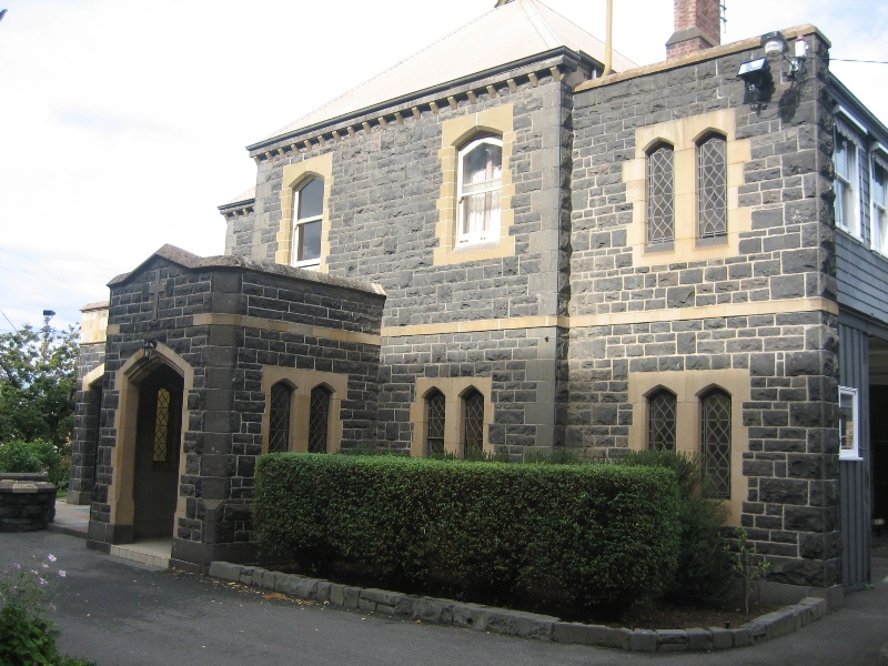 St Ignatius Church Richmond 3 May 2007 Presbytery 01