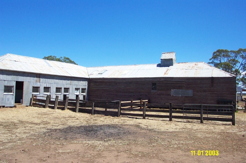 23424 Englefield Balmoral former woolshed 2323