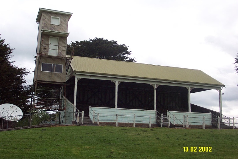 23379 Grandstand Racecourse Penshurst 1541