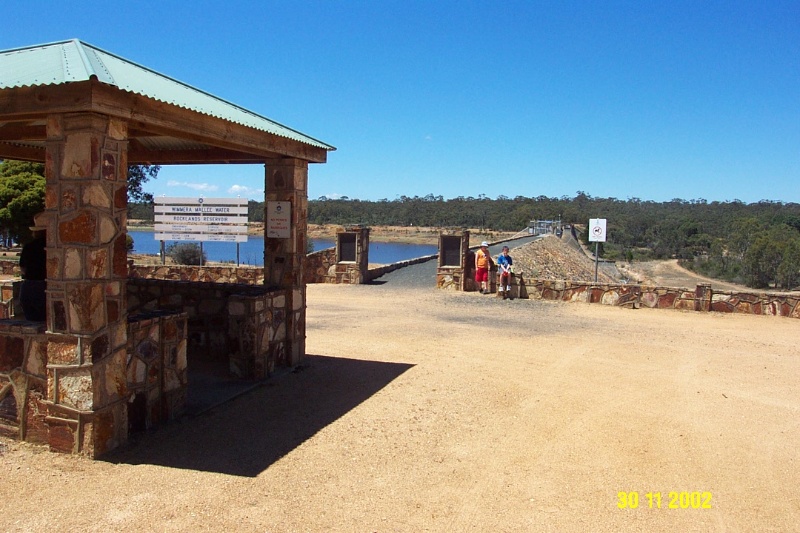 23255 Rocklands Reservoir dam wall 2084