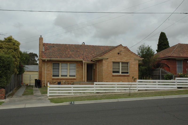 16 Culbin Avenue, Belmont