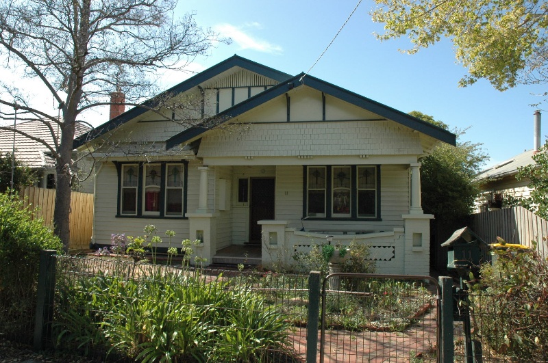 11 Collins Street, Belmont