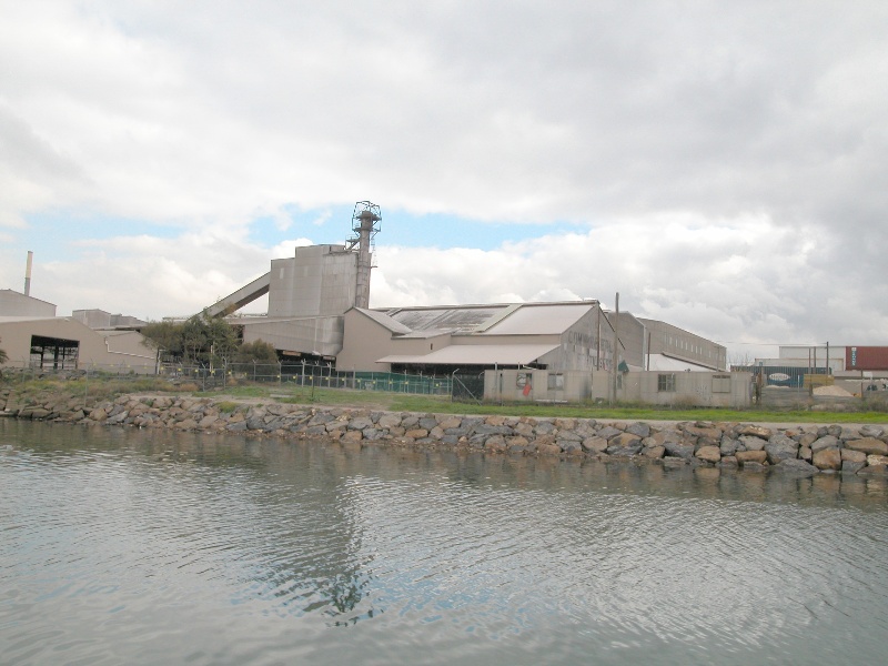 Commonwealth Fertilisers Wharves Maribyrnong July 2003 Commonwealth Fertilisers Factory