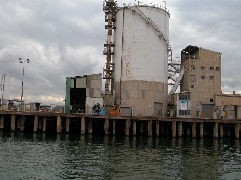 ICIANZ Chemical Factory Wharf Maribyrnong May 2003 001