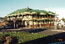 Austral Hotel (2004)