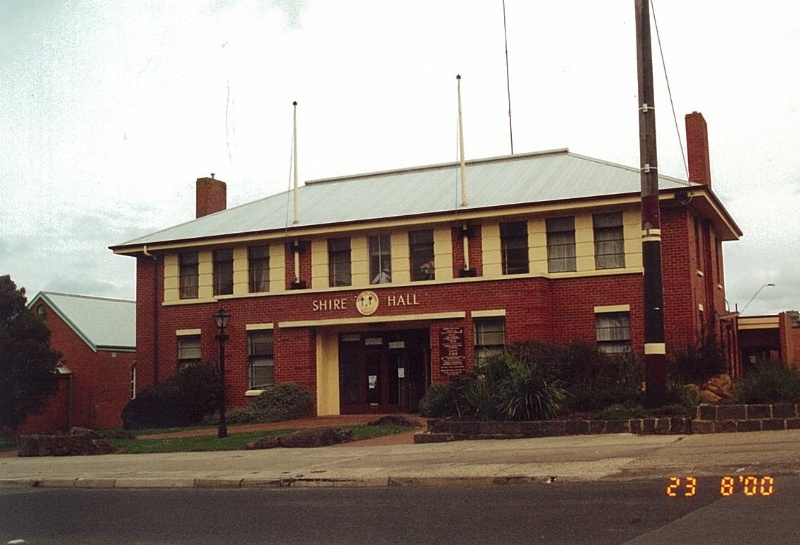 Mirboo Shire Hall &amp; Offices (former)