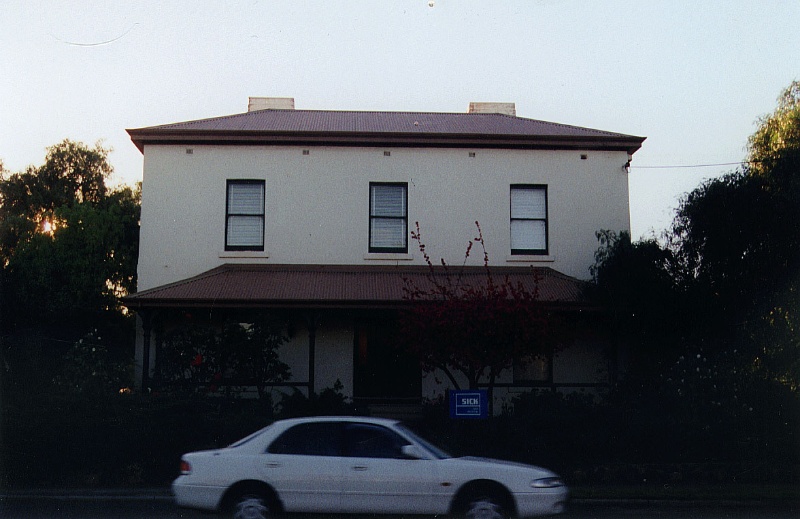 DAREBIN BRIDGE HOTEL (FORMER)