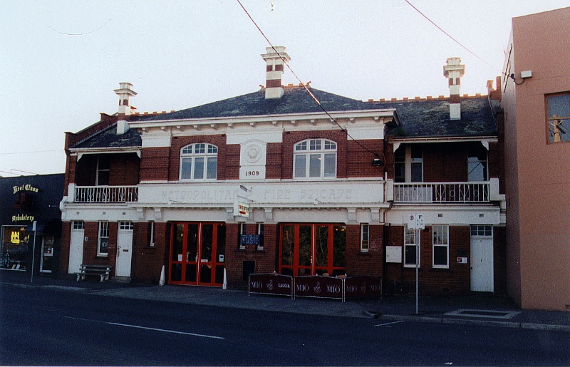 IVANHOE METROPOLITAN FIRE BRIGADE STATION