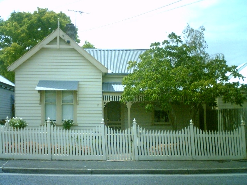 16 Catherine Street, Geelong West